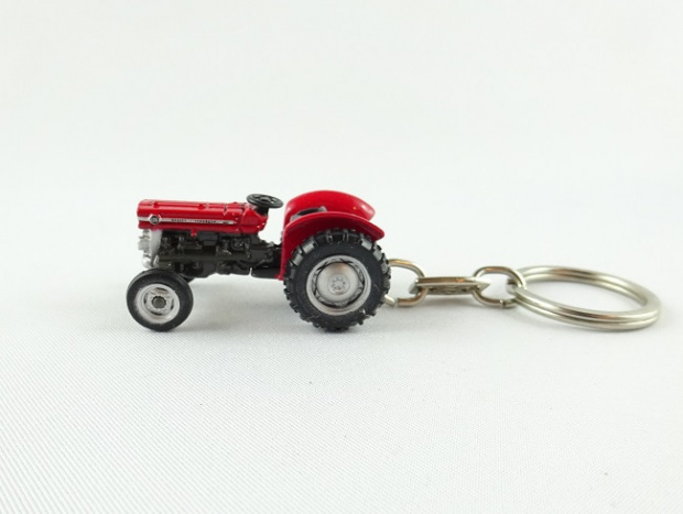 Brelok Massey Ferguson 135