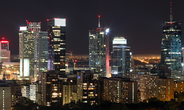 Biznesowe centrum Warszawy uwiecznione z Błękitnego Wieżowca