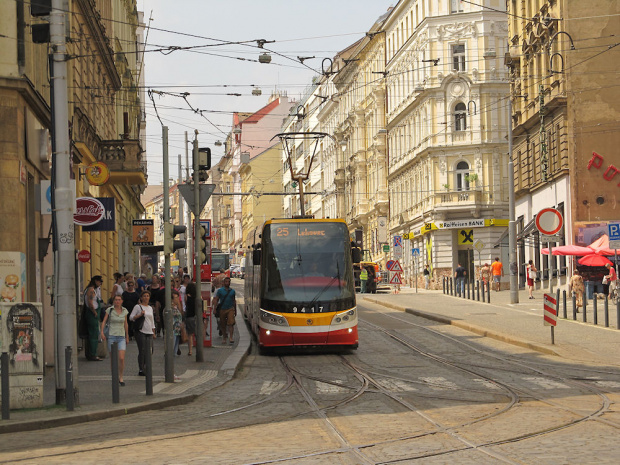 Škoda ForCity 15T "Praha", #9417, DP Praha