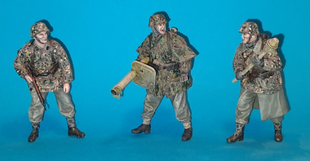 A-M Waffen SS 1-24 scale