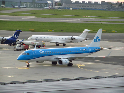 Embraer ERJ-190STD, PH-EXV, KLM Cityhopper